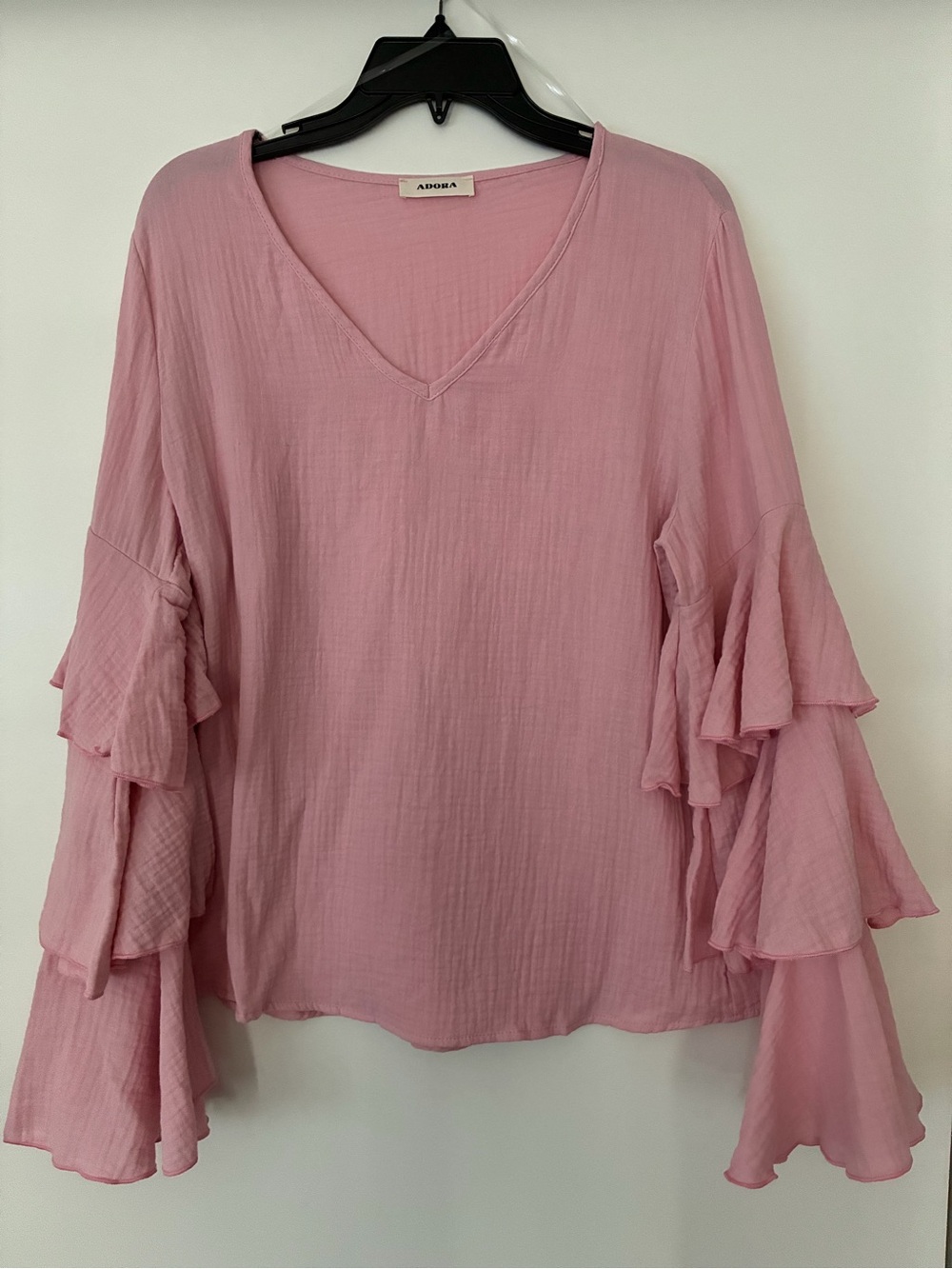 NWOT Women’s Pink Adora Ruffle Sleeve Blouse Size Small